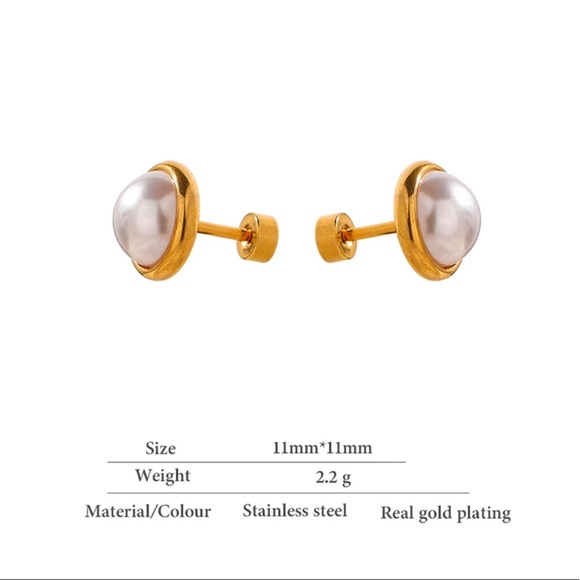 💛Gold plated Pearl screw-back stud earrings - Picture 3 of 6